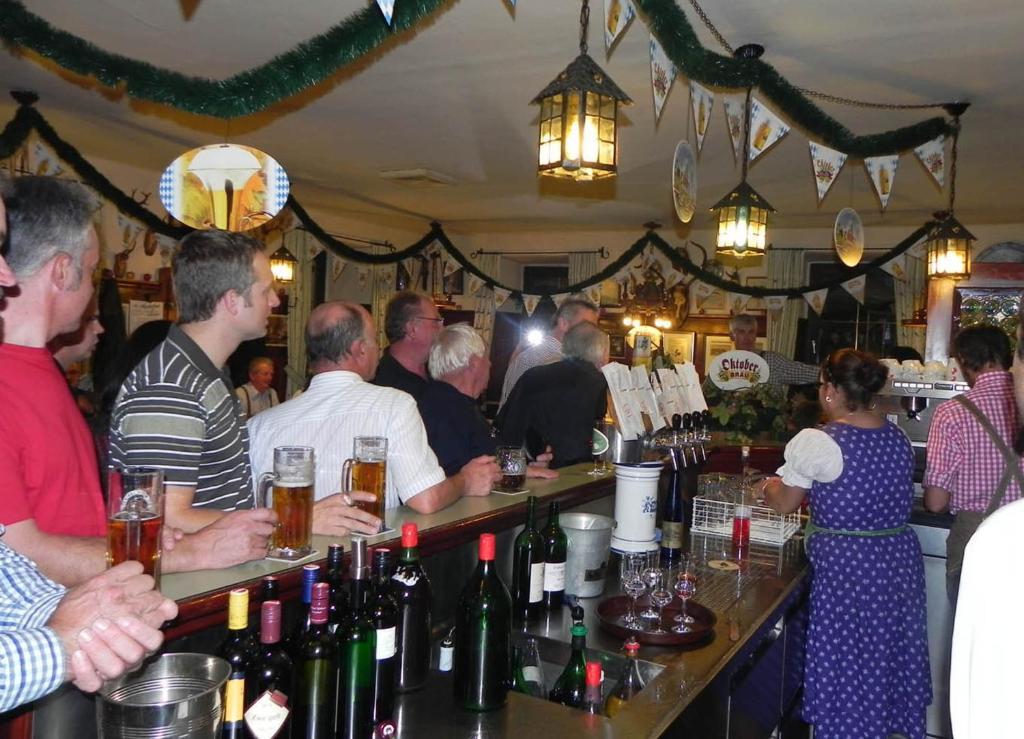Gasthof Gruener Baum Kirchberg am Wechsel Esterno foto